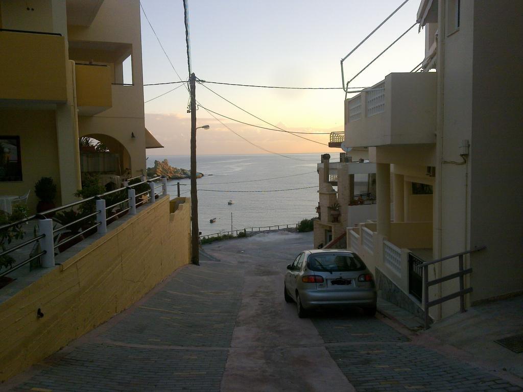 Mades Magic Place Agia Pelagia  Bagian luar foto